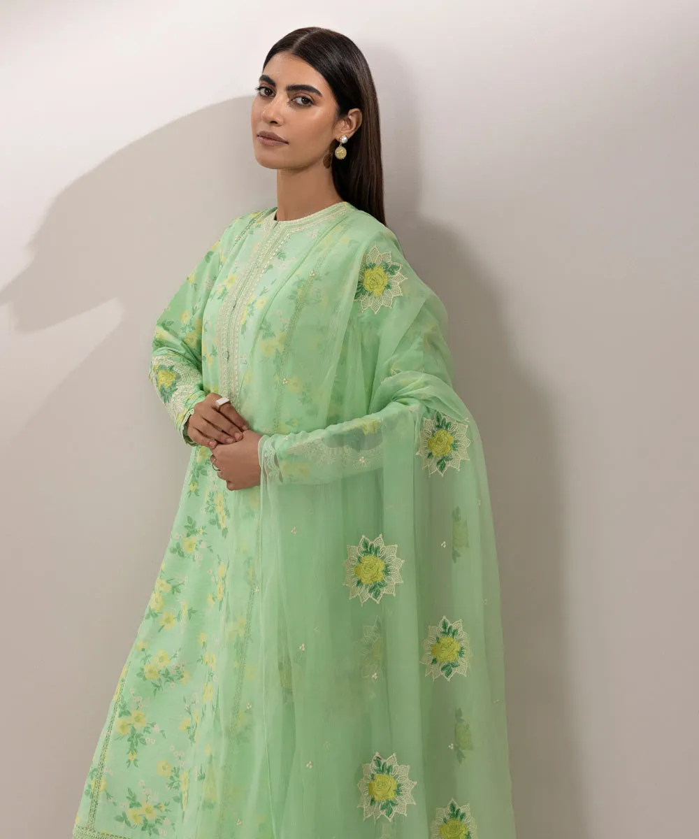 3 Piece - Embroidered Lawn Suit