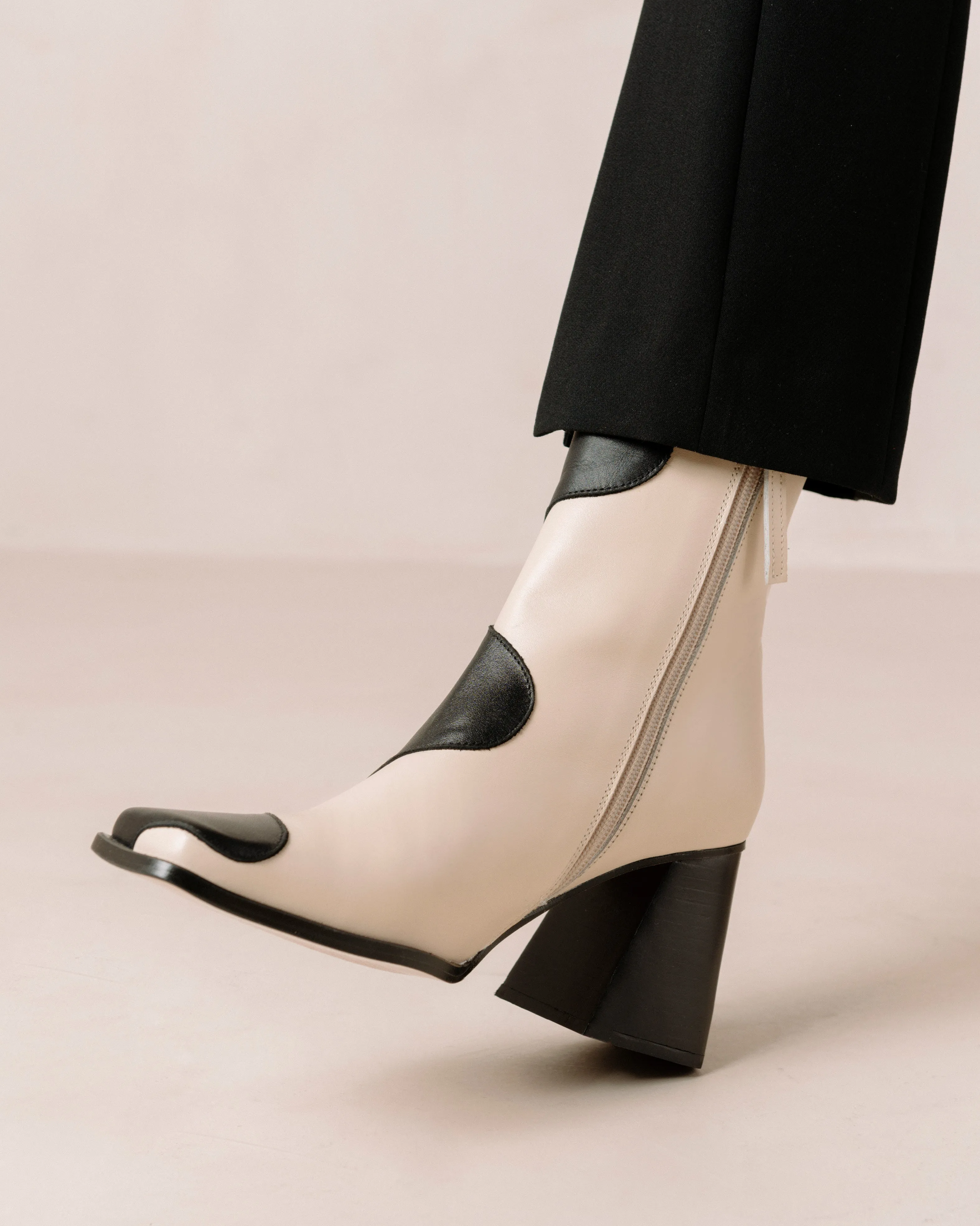 Blair Bicolor Black Cream Ankle Boots