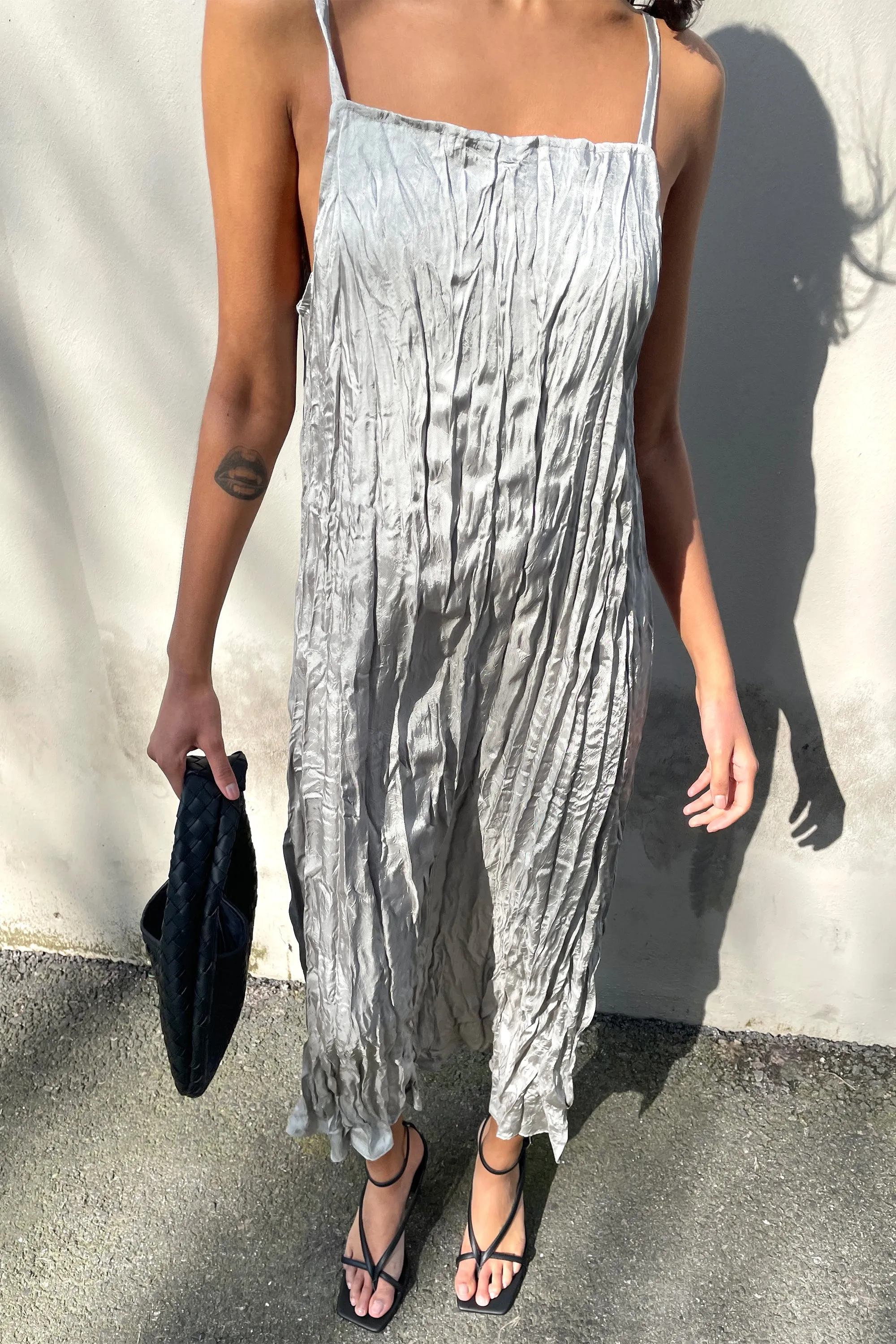 CRINKLED MIDI DRESS