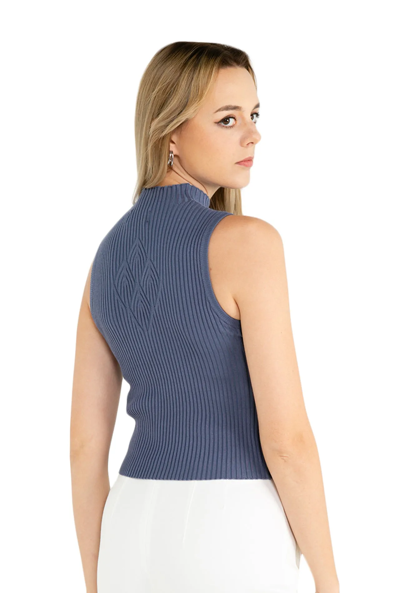 ELLE Apparel High Neck Sleeveless Yarn Knit Top