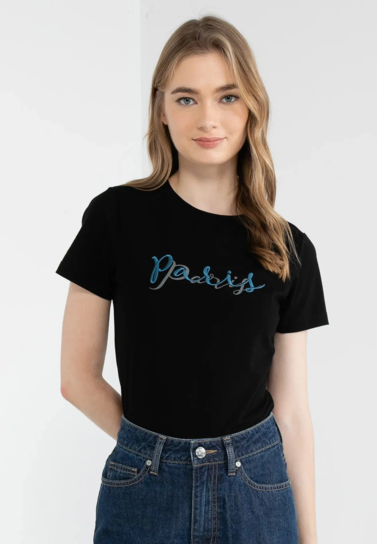 ELLE Leisure  “PARIS” Letter Printed Tee