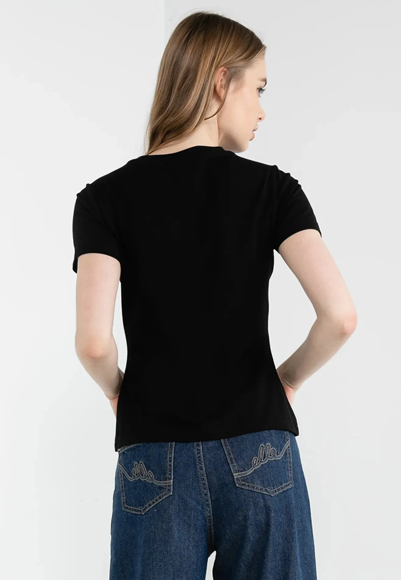 ELLE Leisure  “PARIS” Letter Printed Tee