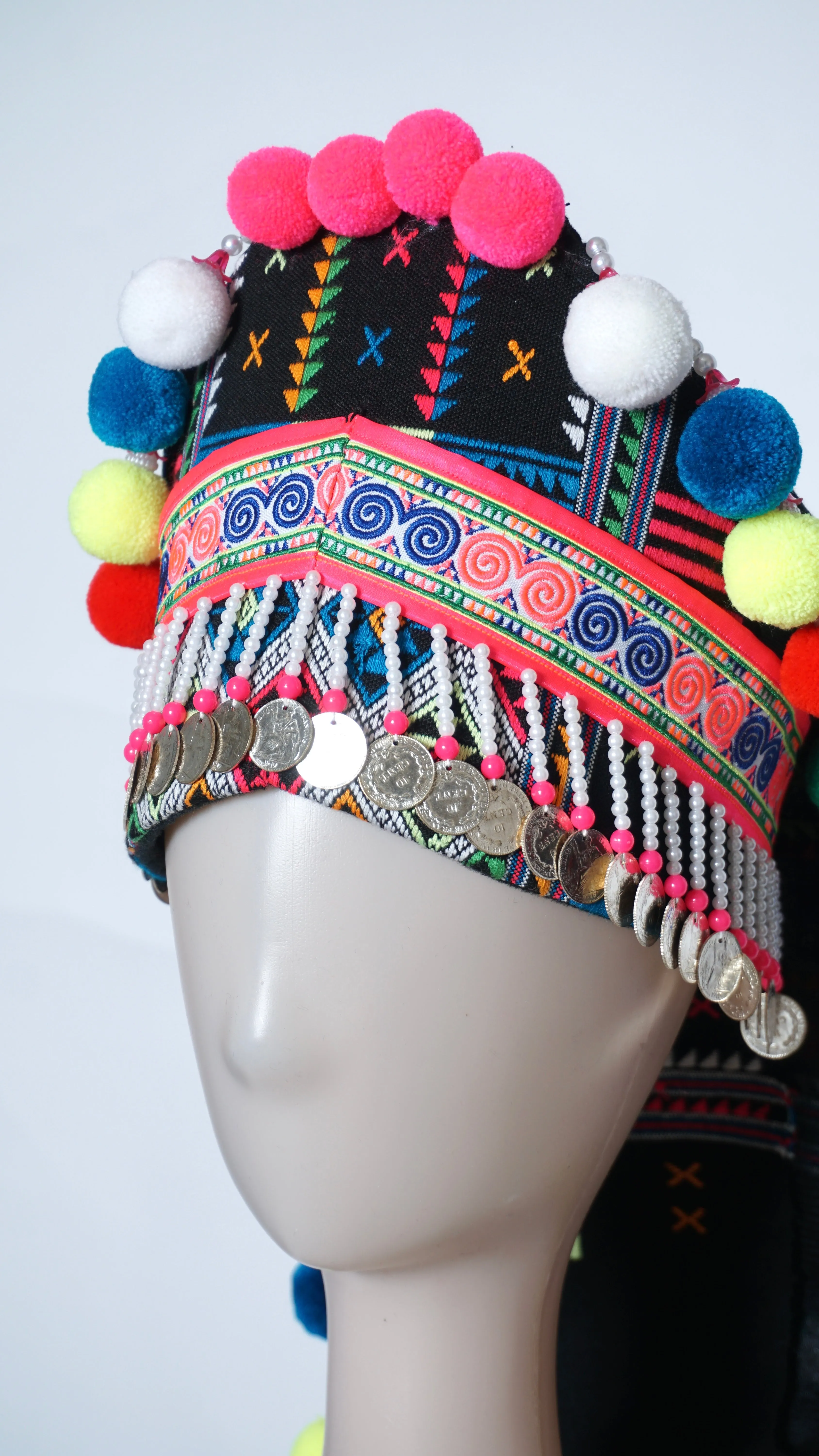 *Hmong Txaij Hat (23"-24")