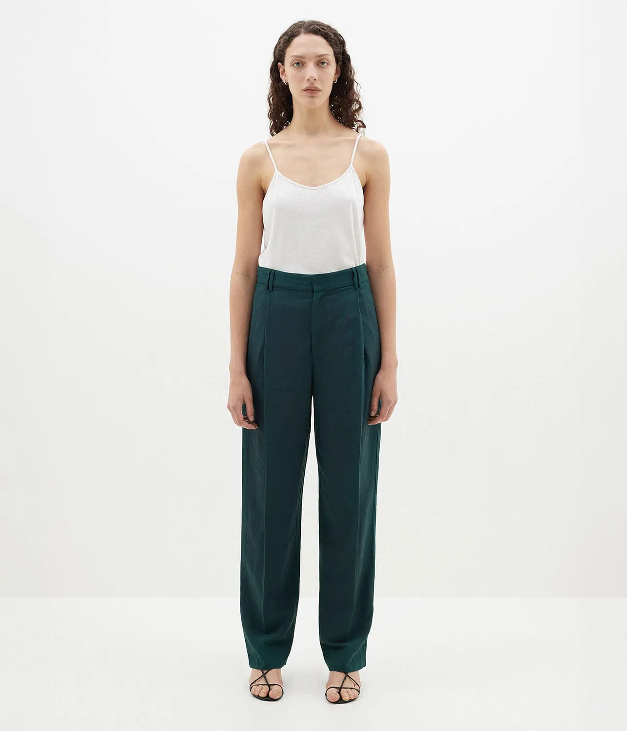 Elegant Pleat Front Linen Trousers in Malachite Green