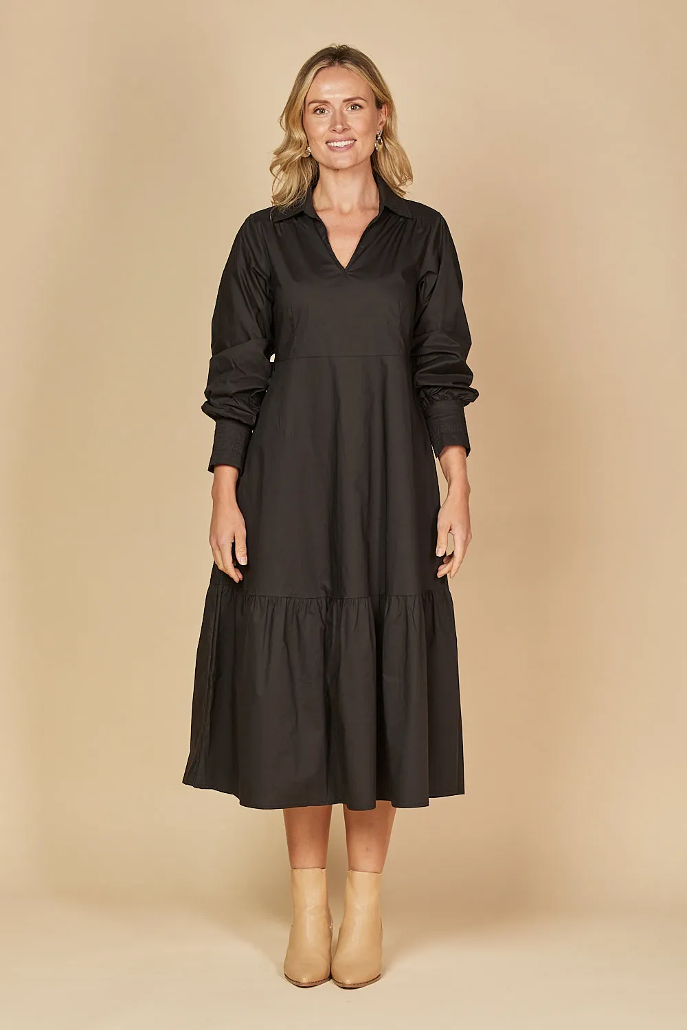 Sabre V-Neck Poplin Dress in Black