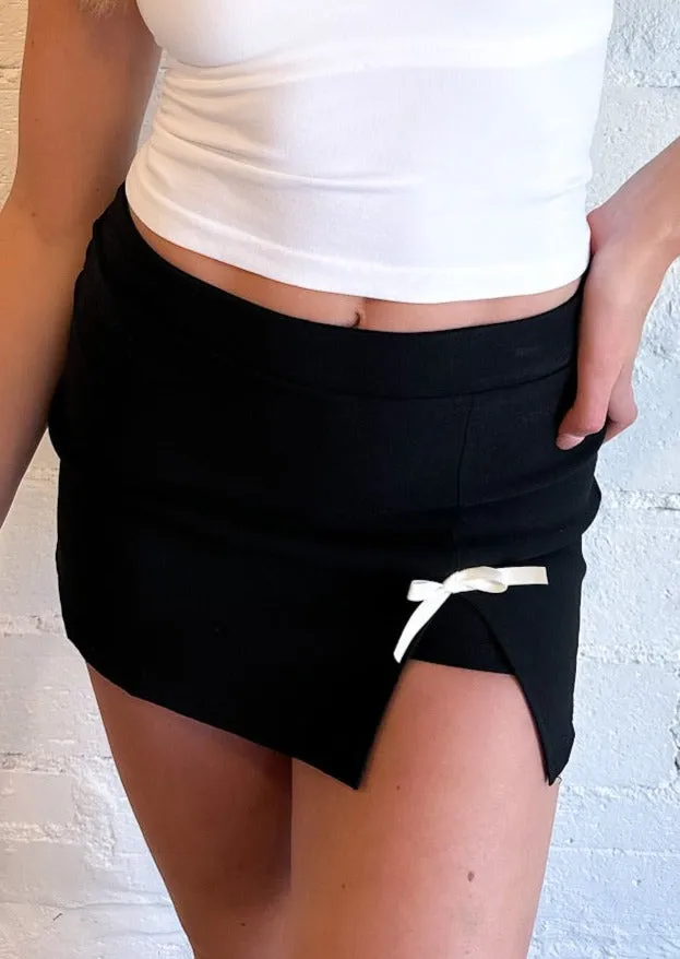 Tiny Bow Skort